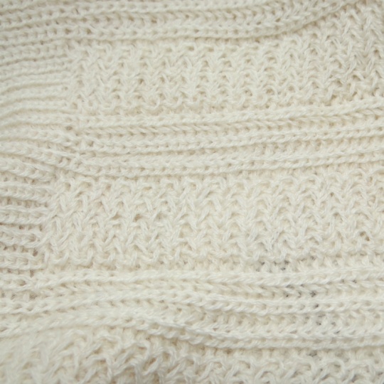Fine alpaca beanie - white